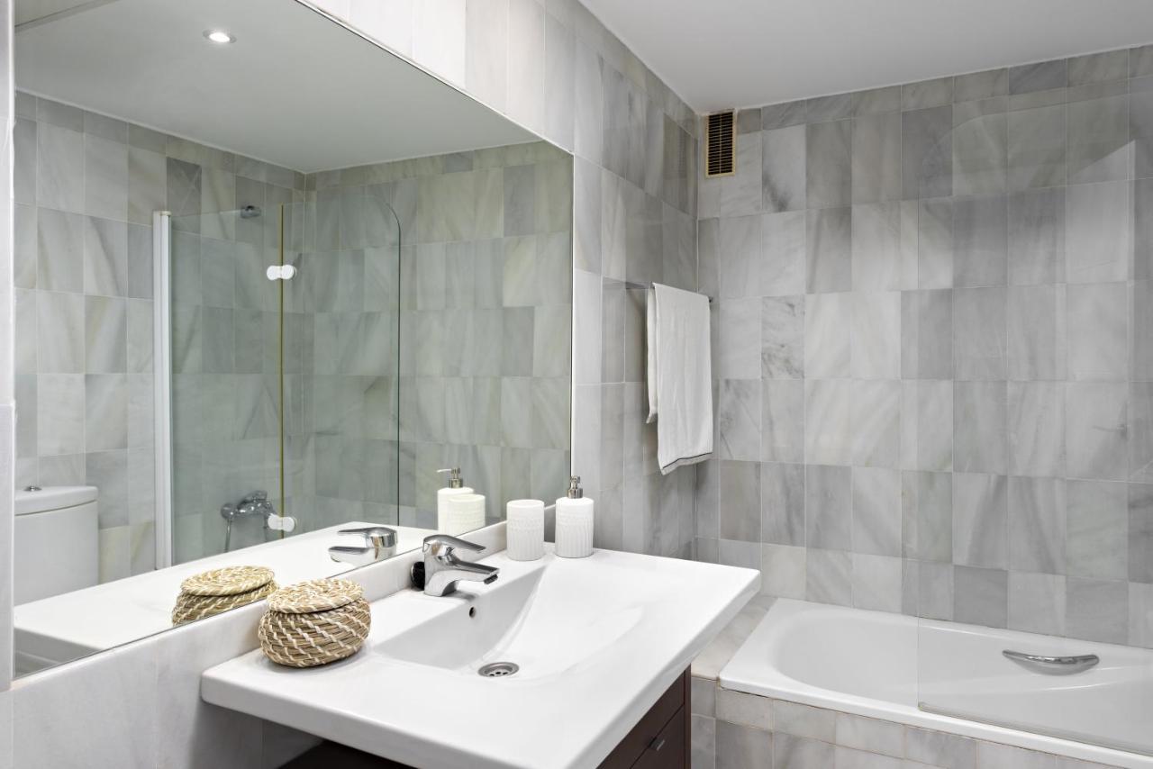 Two Bedroom Apartment In Puerto Banus With Terrace Μαρμπέλλα Εξωτερικό φωτογραφία