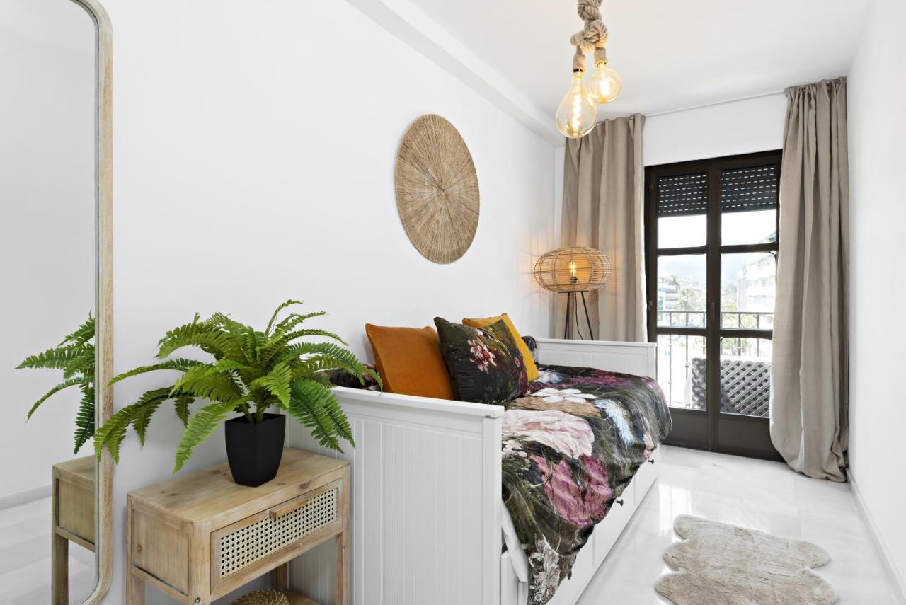 Two Bedroom Apartment In Puerto Banus With Terrace Μαρμπέλλα Εξωτερικό φωτογραφία